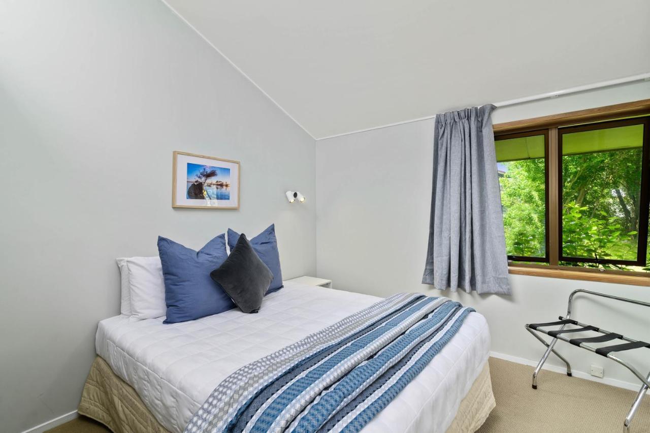 The Bird House - Kawaha Point, Rotorua. Stylish Six Bedroom Home With Space, Views And Relaxed Atmosphere Exterior foto