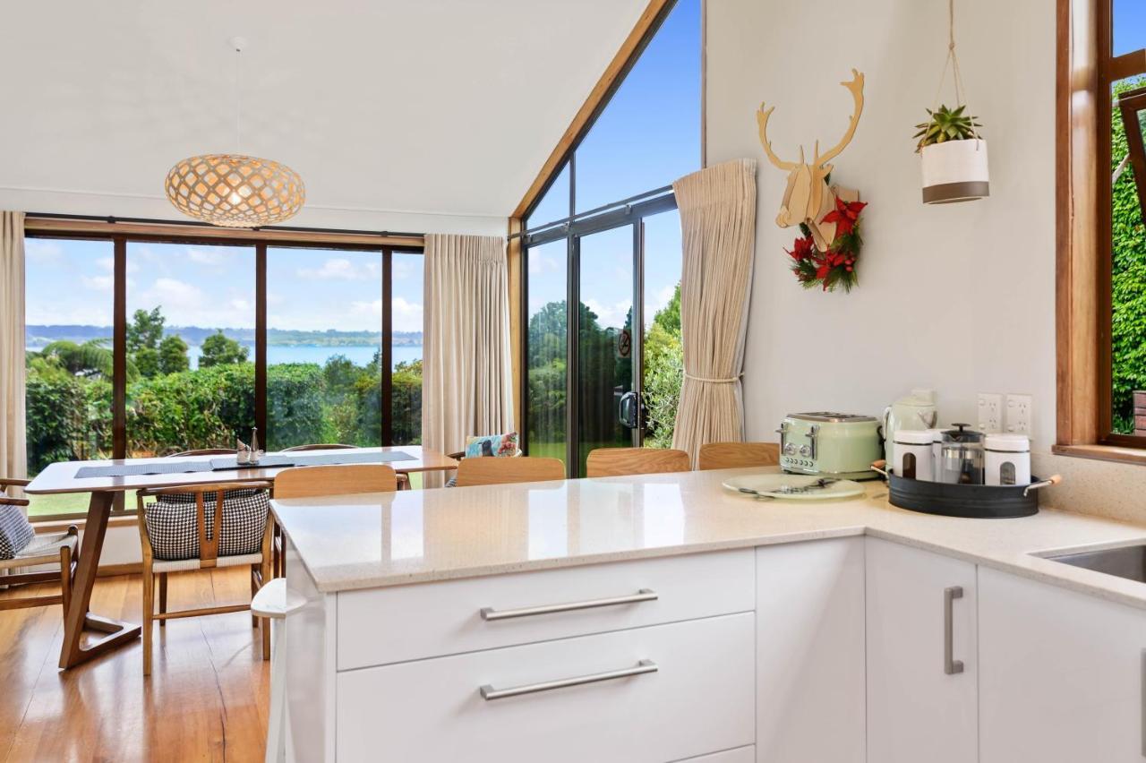 The Bird House - Kawaha Point, Rotorua. Stylish Six Bedroom Home With Space, Views And Relaxed Atmosphere Exterior foto