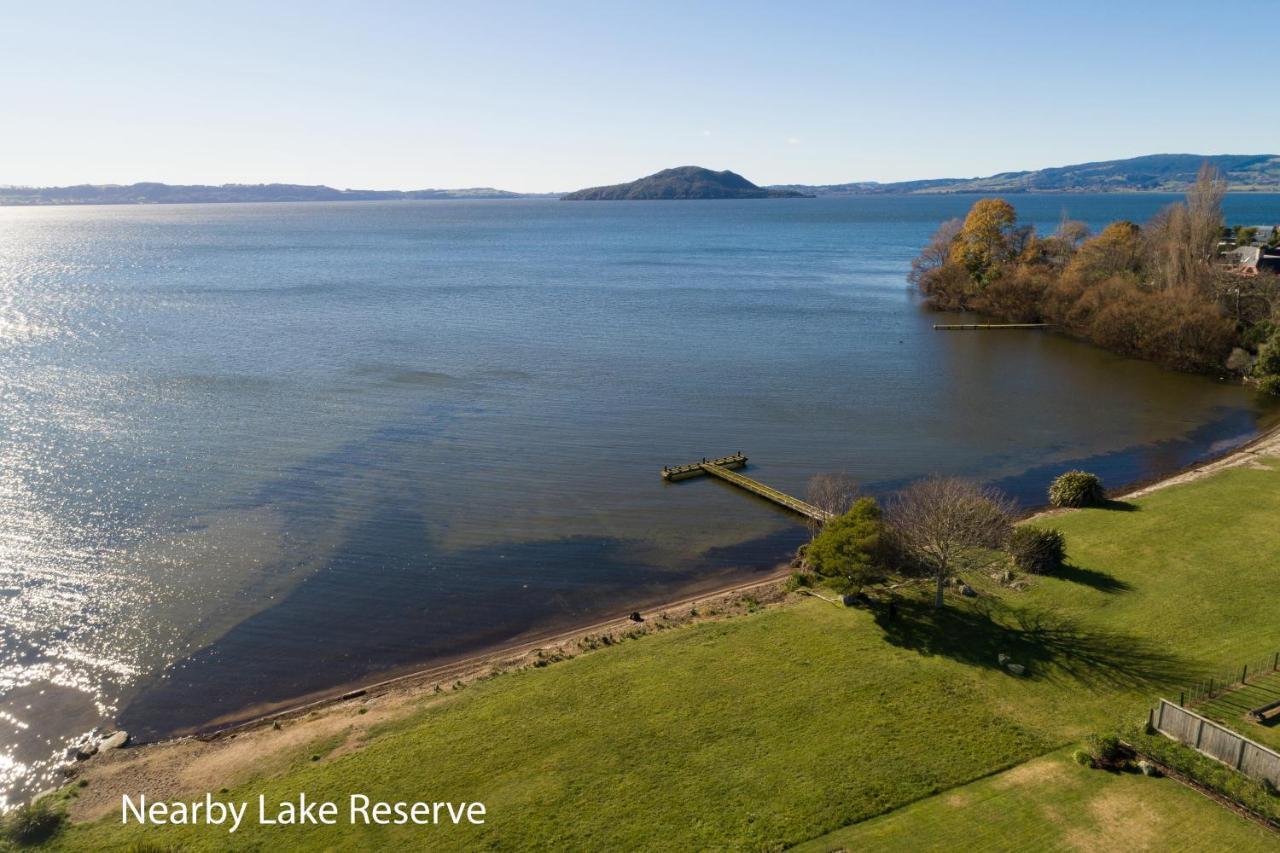 The Bird House - Kawaha Point, Rotorua. Stylish Six Bedroom Home With Space, Views And Relaxed Atmosphere Exterior foto